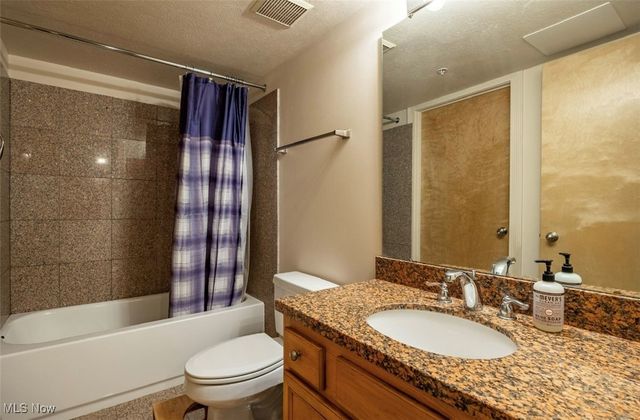 2222 Detroit Avenue 515, Cleveland, OH 44113