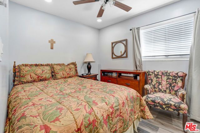 7523 N Ontario Street, Burbank, CA 91504