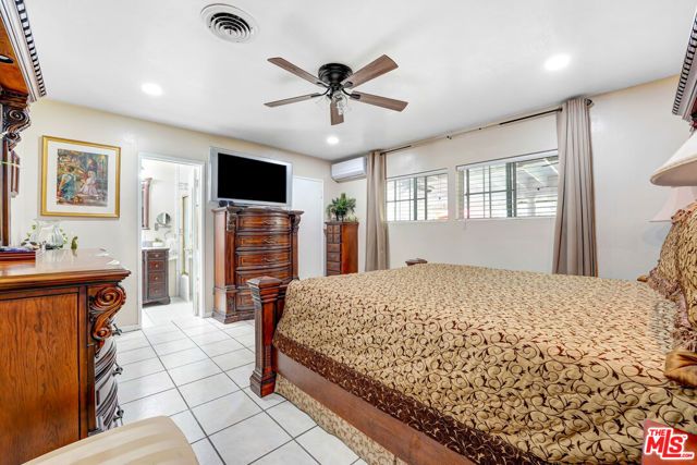 7523 N Ontario Street, Burbank, CA 91504