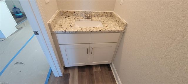 641 Gallbush RD, Chesapeake, VA 23322