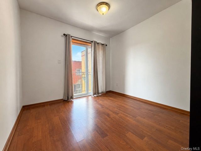 5308 90th Street 3B, Elmhurst, NY 11373