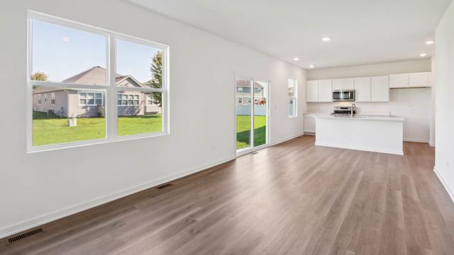 1110 Vista Court, Hampshire, IL 60140