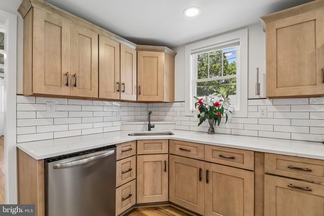 403 PROSPECT ST, La Plata, MD 20646
