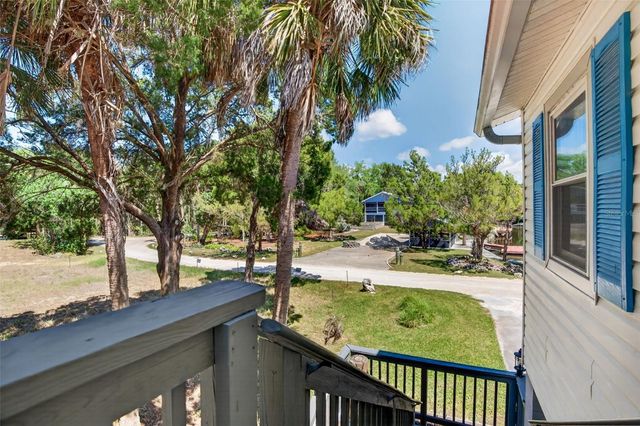 12122 W GULF BREEZE COURT, Crystal River, FL 34429