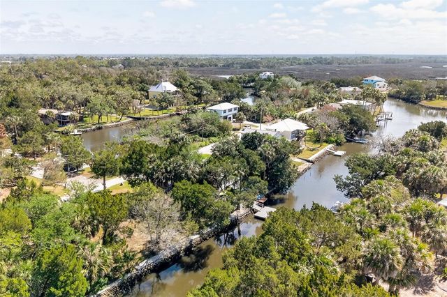 12122 W GULF BREEZE COURT, Crystal River, FL 34429