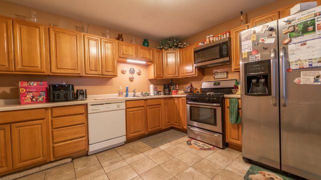 411 Prairie Street, Crown Point, IN 46307