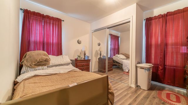 411 Prairie Street, Crown Point, IN 46307