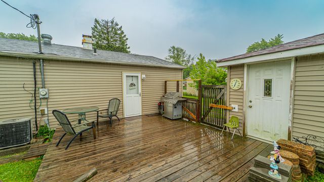 411 Prairie Street, Crown Point, IN 46307