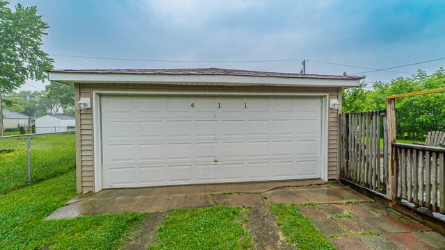 411 Prairie Street, Crown Point, IN 46307