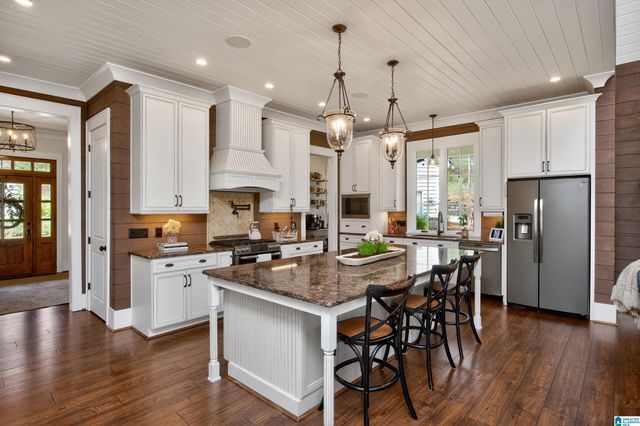 111 TRILLIUM DRIVE, Irondale, AL 35210