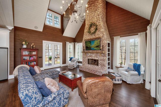 111 TRILLIUM DRIVE, Irondale, AL 35210