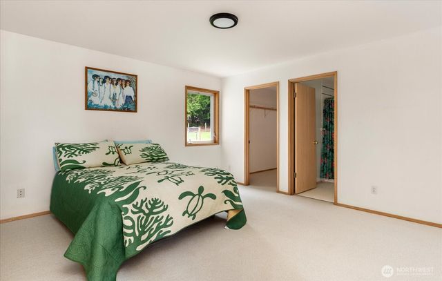 5296 Slocum Way, Freeland, WA 98249