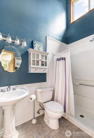 5296 Slocum Way, Freeland, WA 98249