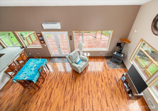 5296 Slocum Way, Freeland, WA 98249