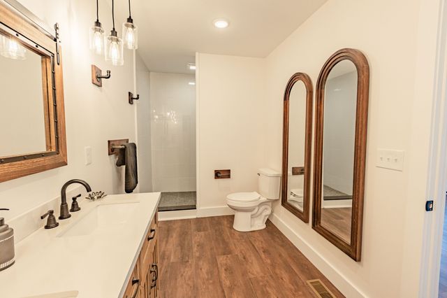 1248 Lowery Rd, Walling, TN 38587