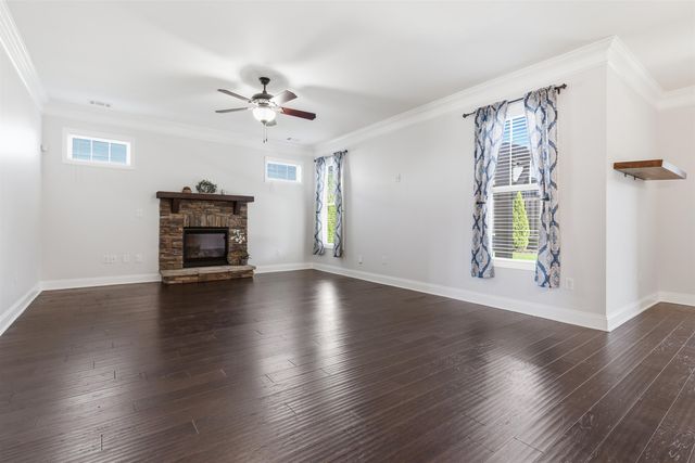 511 Traemoor Village Drive, Moore, SC 29369