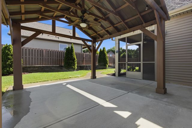 511 Traemoor Village Drive, Moore, SC 29369