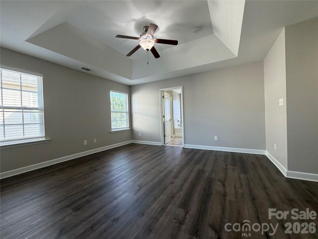 3215 Shadowy Retreat Drive, Matthews, NC 28104