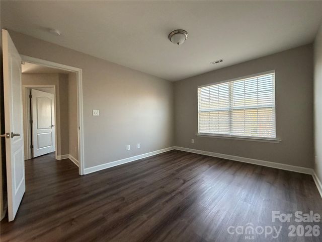 3215 Shadowy Retreat Drive, Matthews, NC 28104