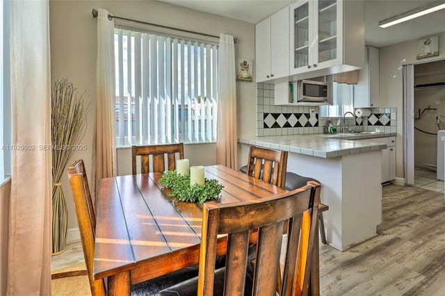 19662 SW 120th Ave, Miami, FL 33177