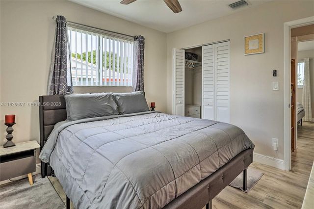 19662 SW 120th Ave, Miami, FL 33177