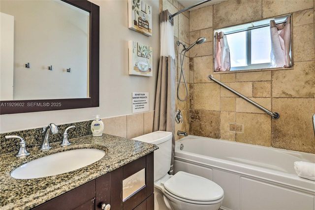 19662 SW 120th Ave, Miami, FL 33177