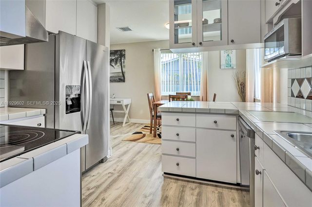 19662 SW 120th Ave, Miami, FL 33177