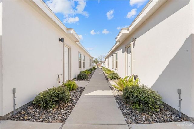 5709 Sandpiper Avenue, Mission, TX 78573