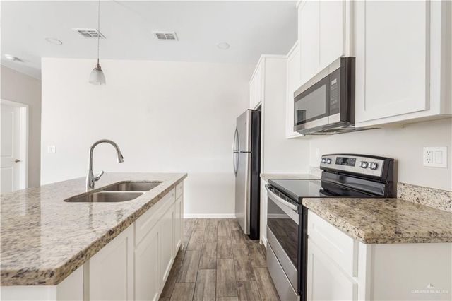 5709 Sandpiper Avenue, Mission, TX 78573