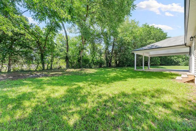 260 SW Fort Smith Street, Gravette, AR 72736