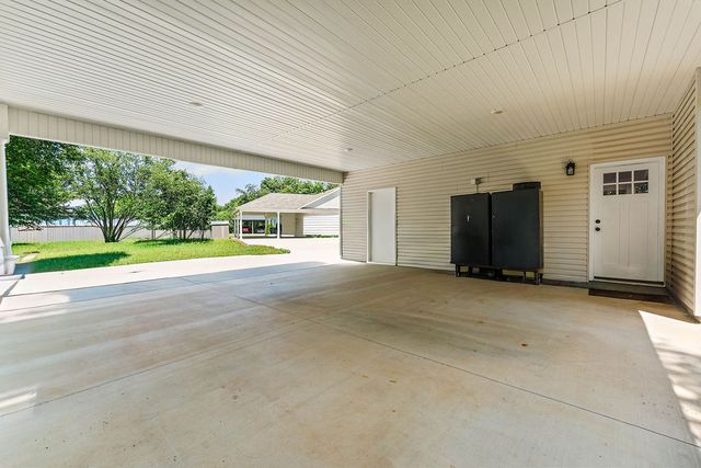 260 SW Fort Smith Street, Gravette, AR 72736