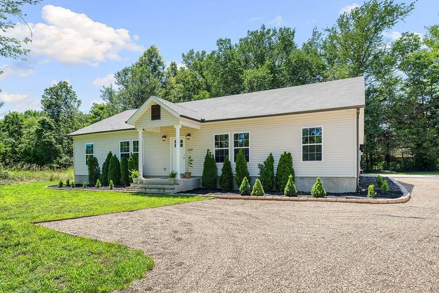 260 SW Fort Smith Street, Gravette, AR 72736