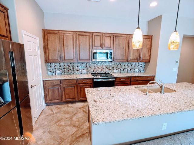 61021 E Slate Road, Oracle, AZ 85623