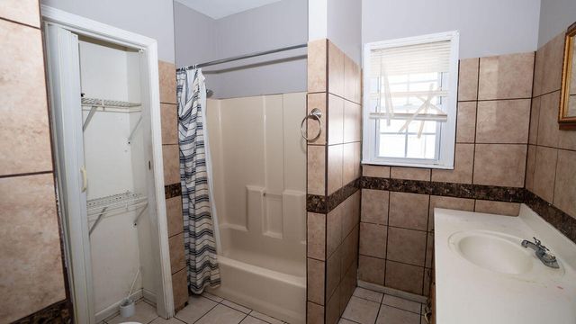 1919 Stafford Avenue, Grand Rapids, MI 49507