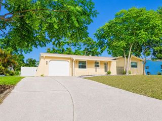 850 KAREN ST, Palm Harbor, FL 34683