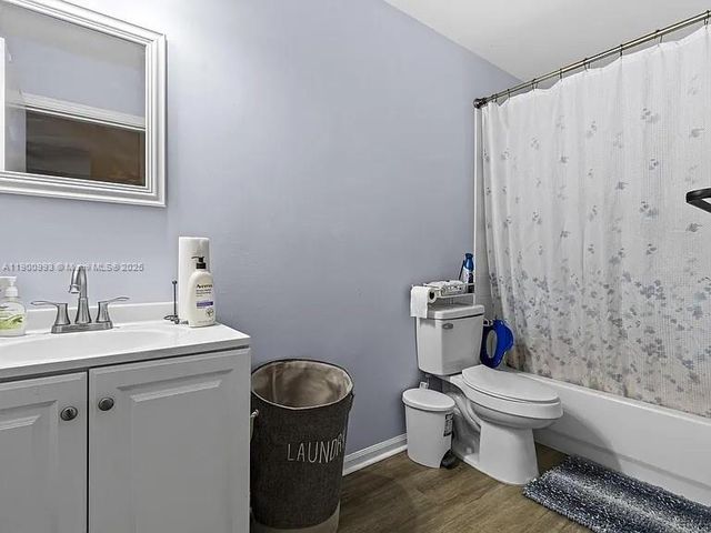 6627 Rainwood Cove Ln, Lake Worth, FL 33463