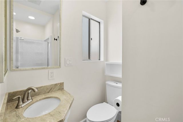 121 Topaz Ave, Newport Beach, CA 92662