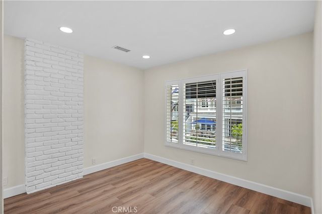 121 Topaz Ave, Newport Beach, CA 92662