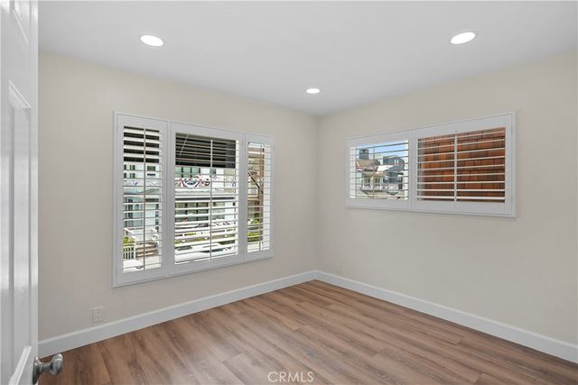 121 Topaz Ave, Newport Beach, CA 92662