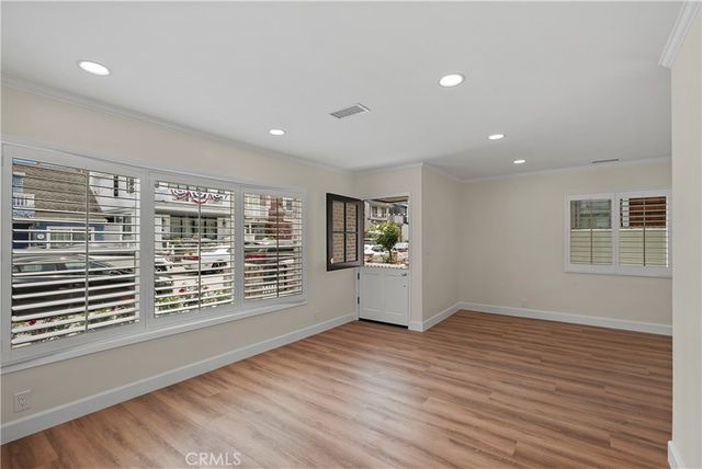 121 Topaz Ave, Newport Beach, CA 92662