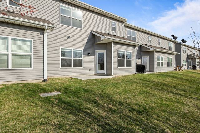 234 NE Meadow Lane, Ankeny, IA 50021