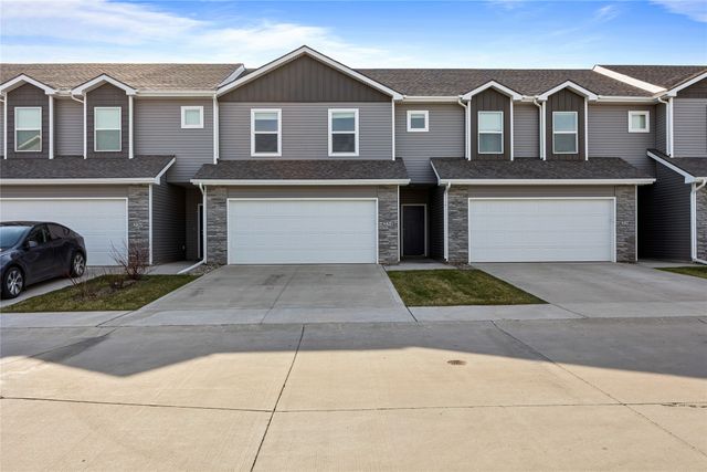 234 NE Meadow Lane, Ankeny, IA 50021