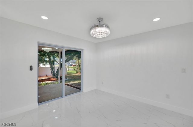 2134 SW 2nd CT, Cape Coral, FL 33991