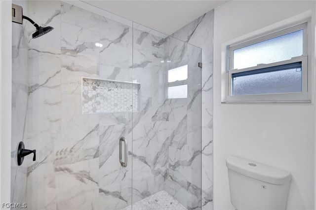 2134 SW 2nd CT, Cape Coral, FL 33991