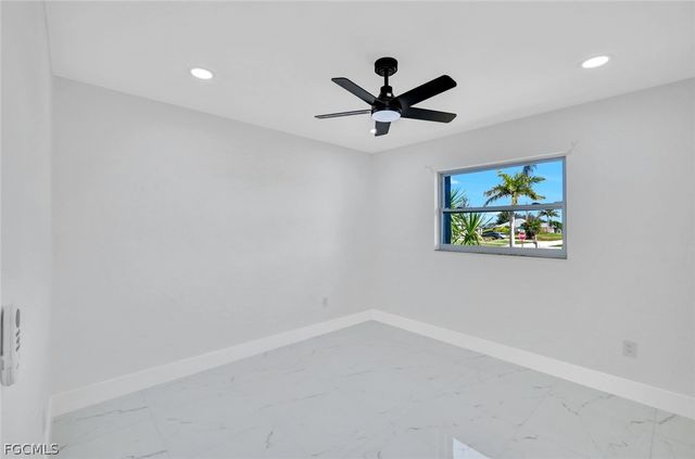 2134 SW 2nd CT, Cape Coral, FL 33991