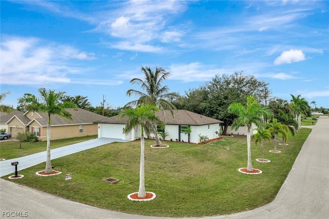 2134 SW 2nd CT, Cape Coral, FL 33991
