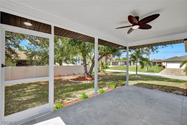 2134 SW 2nd CT, Cape Coral, FL 33991