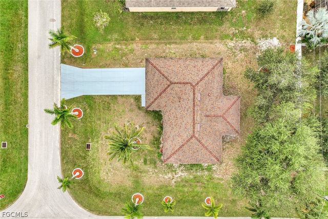 2134 SW 2nd CT, Cape Coral, FL 33991
