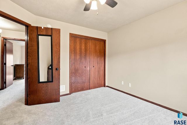 2600 E Kensington St Street, Sioux Falls, SD 57108