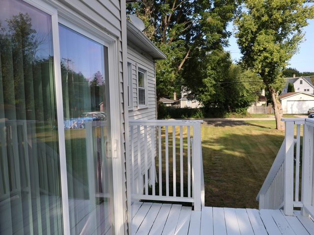 2911 EMMAUS Avenue, Zion, IL 60099